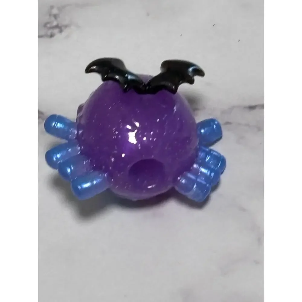 Zuru Surprise Mini Spider Bat Wings Purple 1”
